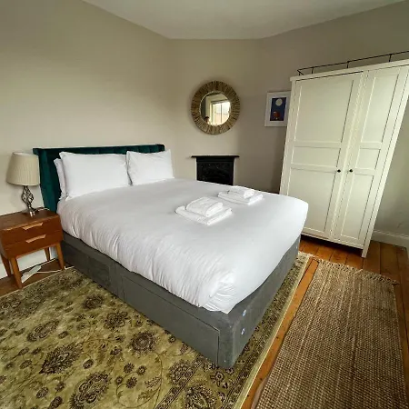 The South Townhouse Apartment